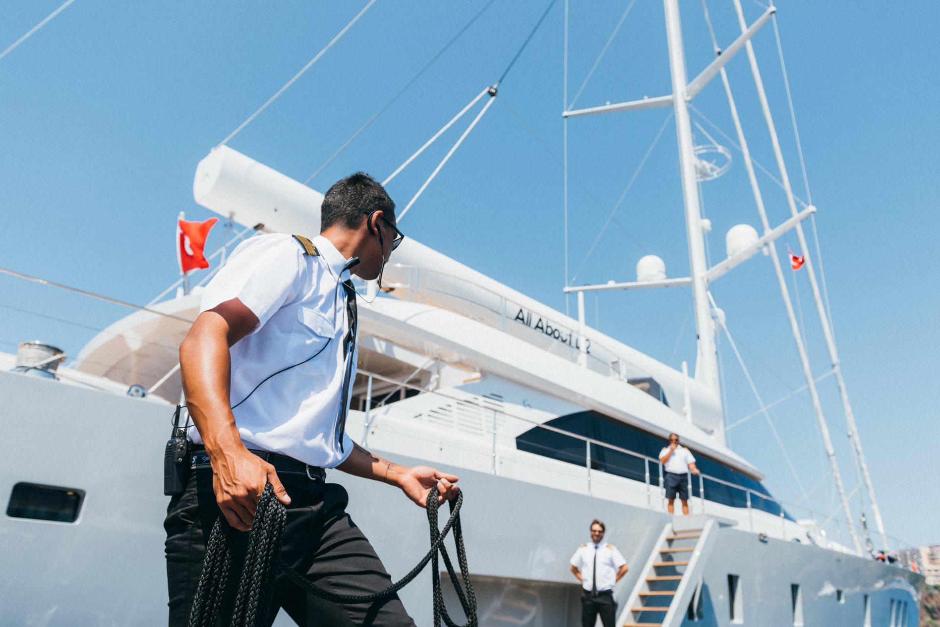 private yacht crew agencies